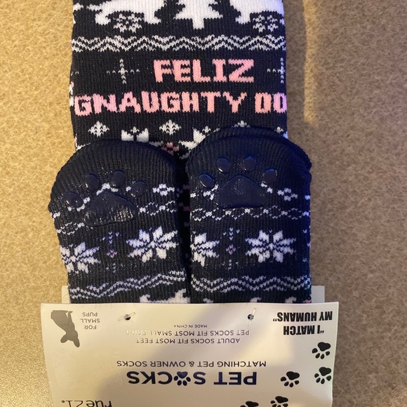 NWT Rue 21 Matching Pet & Womens Owner Socks Feliz Naughty Dog Christmas Sz 5-10 - Picture 2 of 3